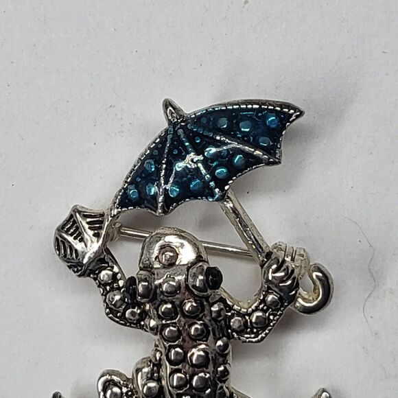 Frog w/Umbrella Pin Vintage Silvertone Toad Brooch - Picture 2 of 6